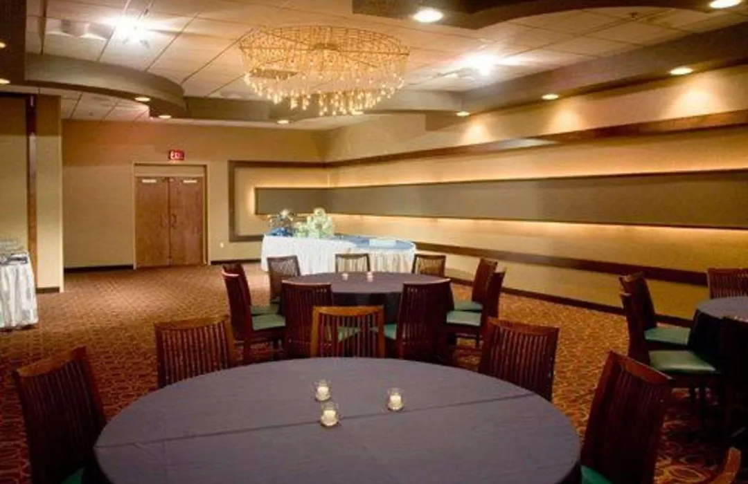 The Woodlands Inn-1