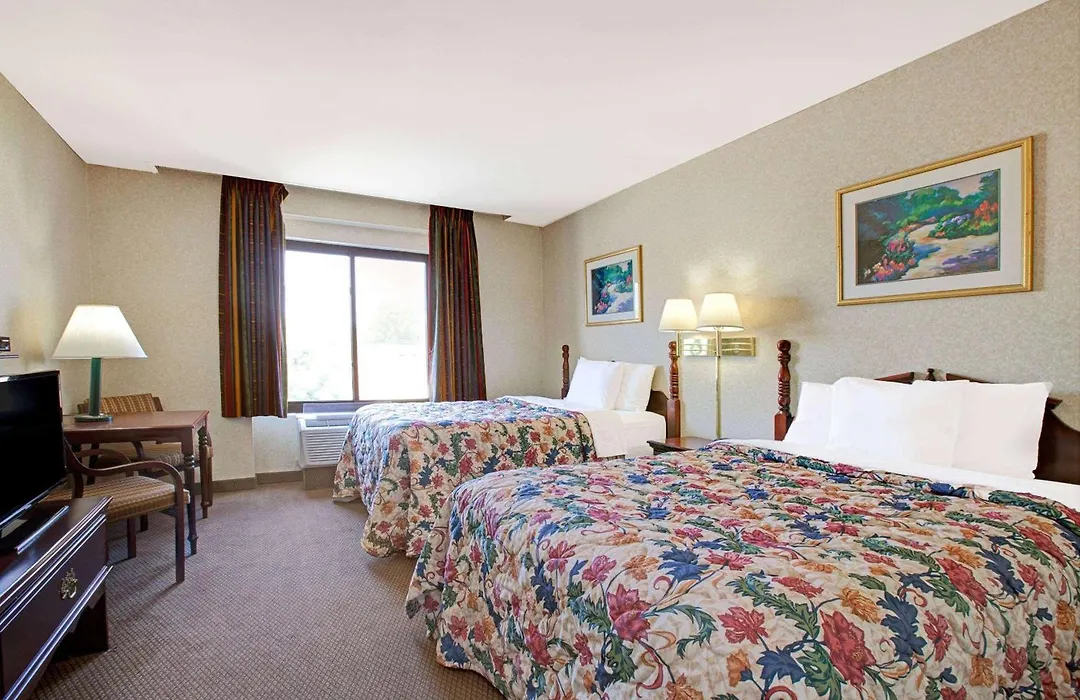 Days Inn By Wyndham Parsippany-1