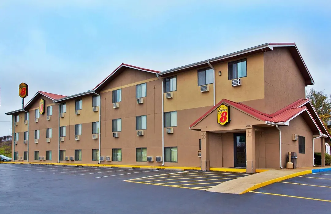 Super 8 By Wyndham Tuscaloosa-1