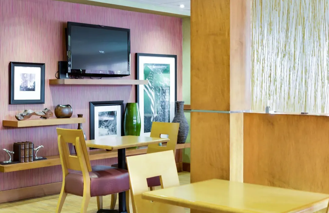 Hampton Inn Harrisonburg - University-1