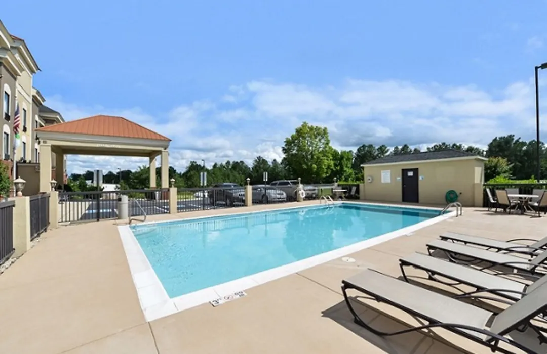 Holiday Inn Express Hotel & Suites Petersburg/Dinwiddie By Ihg-1