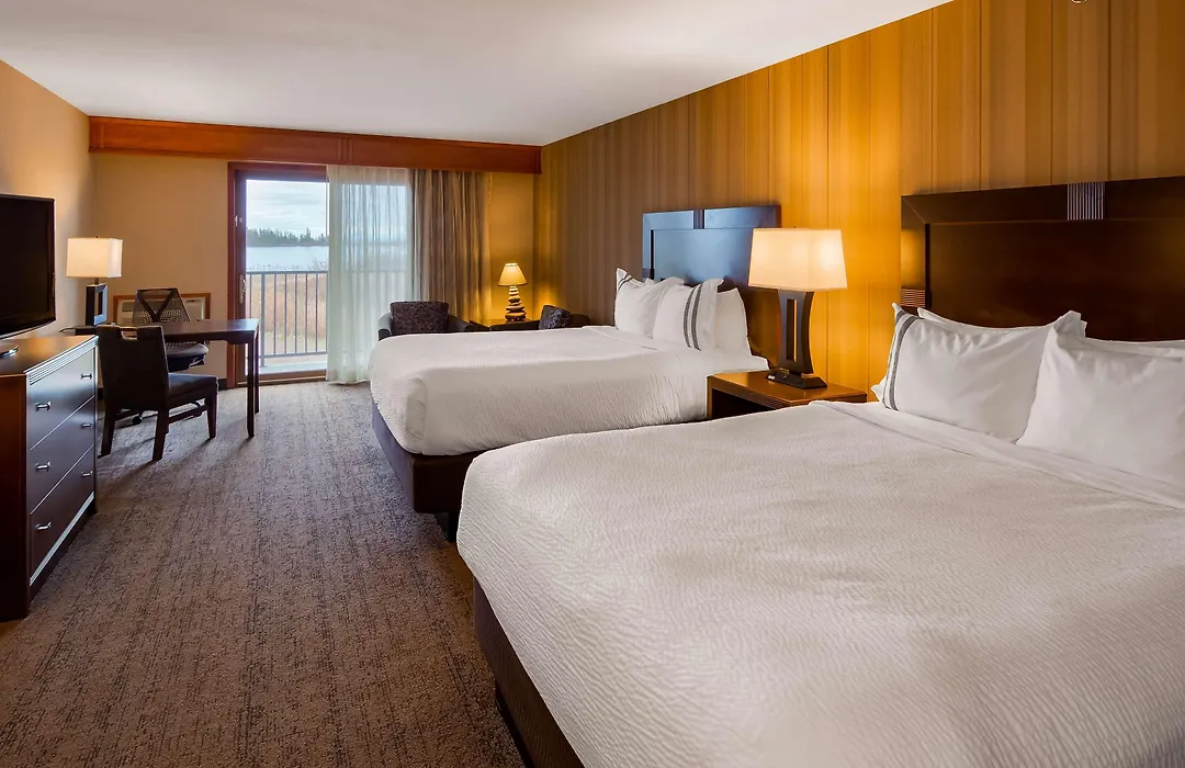 Best Western Plus Superior Inn-1