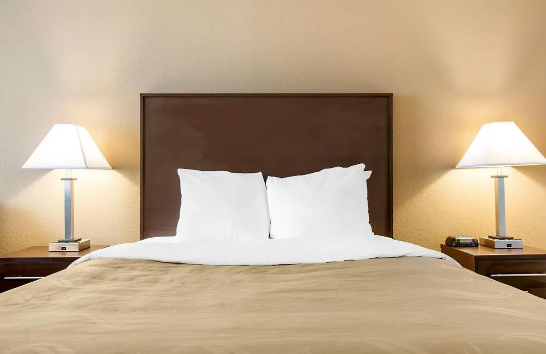 Quality Inn Noblesville-Indianapolis-1
