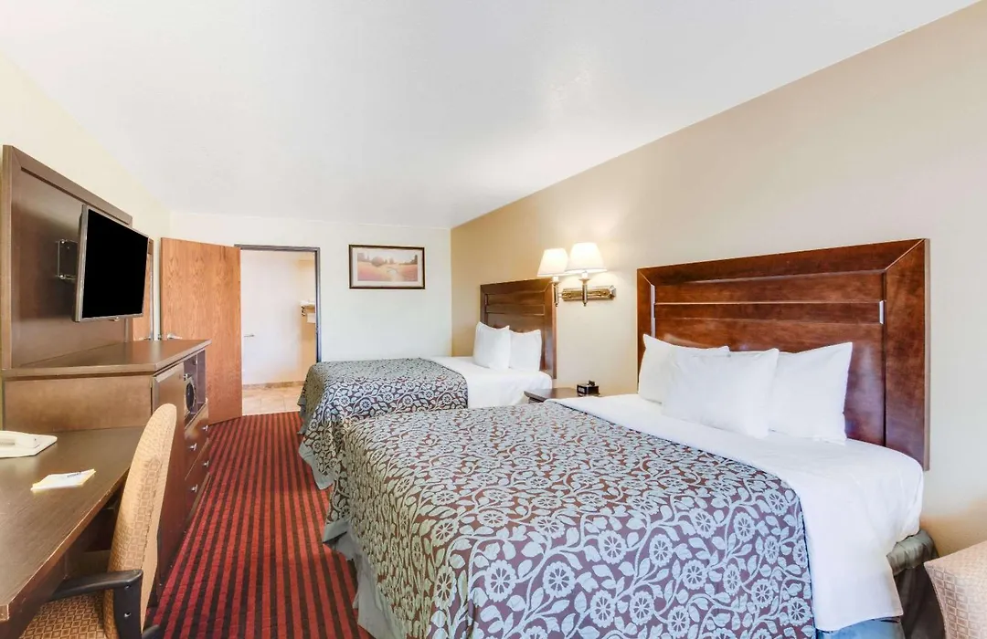 Days Inn By Wyndham Fort Stockton-1