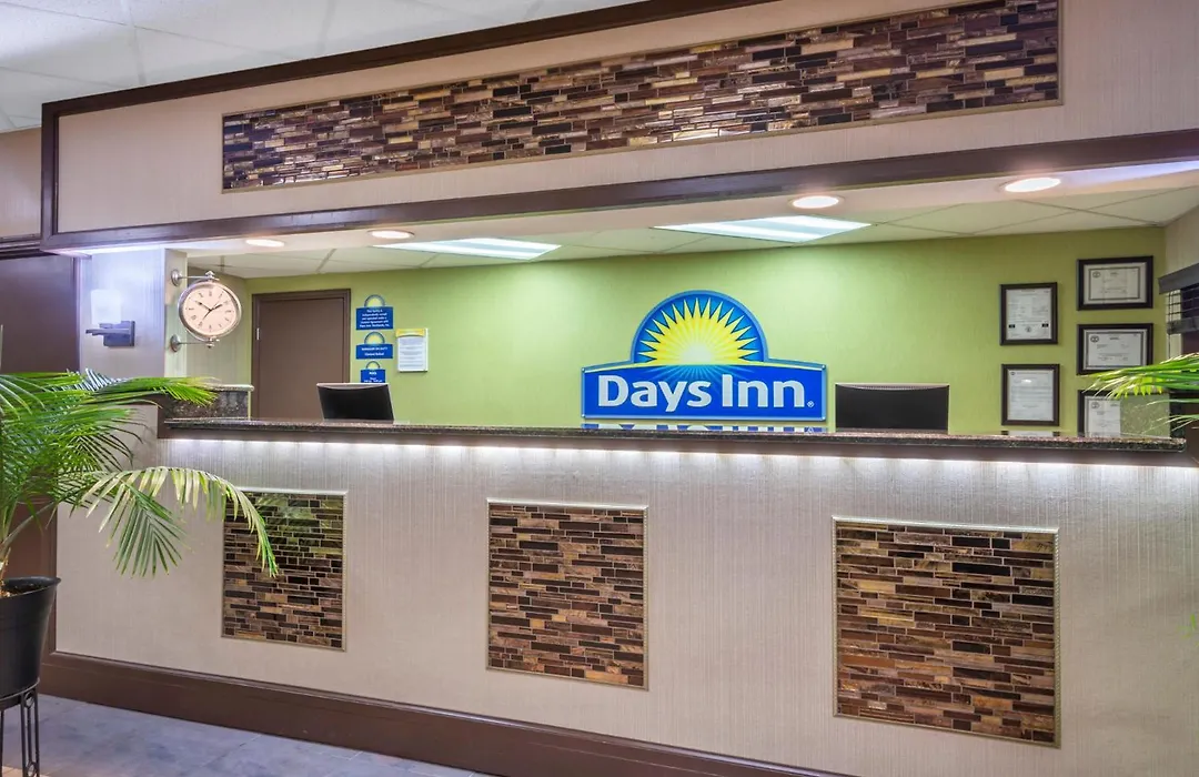Days Inn By Wyndham Knoxville East-1