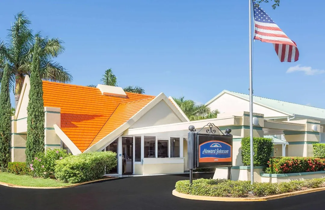Howard Johnson By Wyndham Vero Beach / Downtown-1