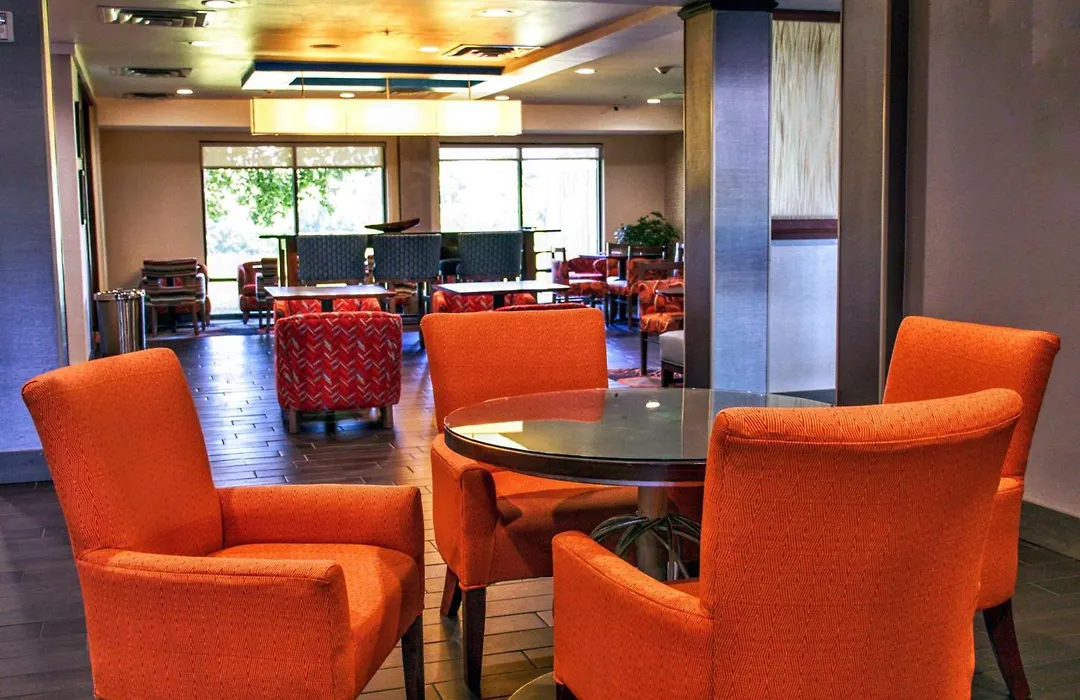 Hampton Inn Edmond-1