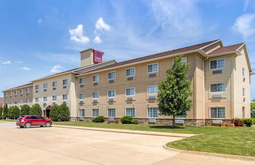 Comfort Suites Cedar Falls Industrial Park-1