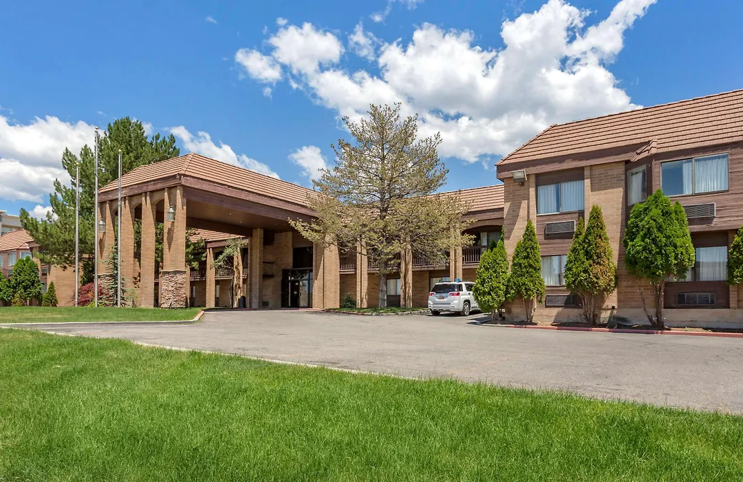 Econo Lodge Inn & Suites Sandy-1