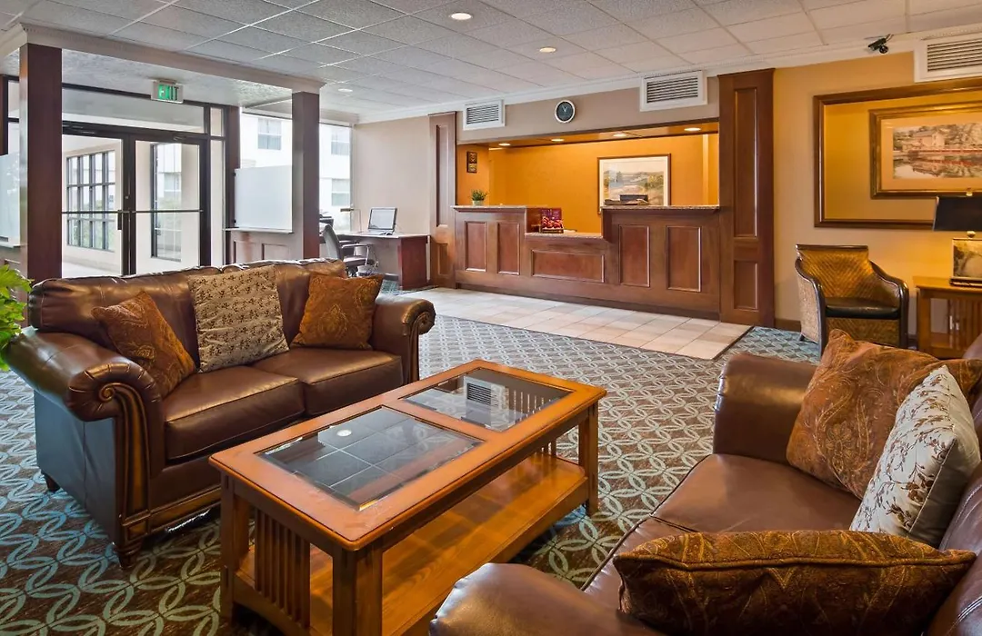 Best Western Plus Waterville Grand Hotel-1