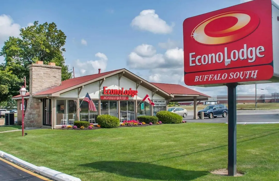 Econo Lodge Buffalo South-1