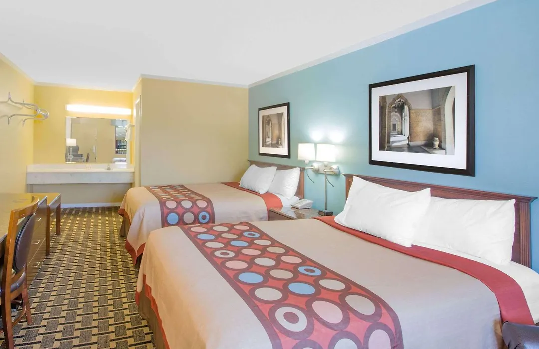 Super 8 By Wyndham Jasper-1