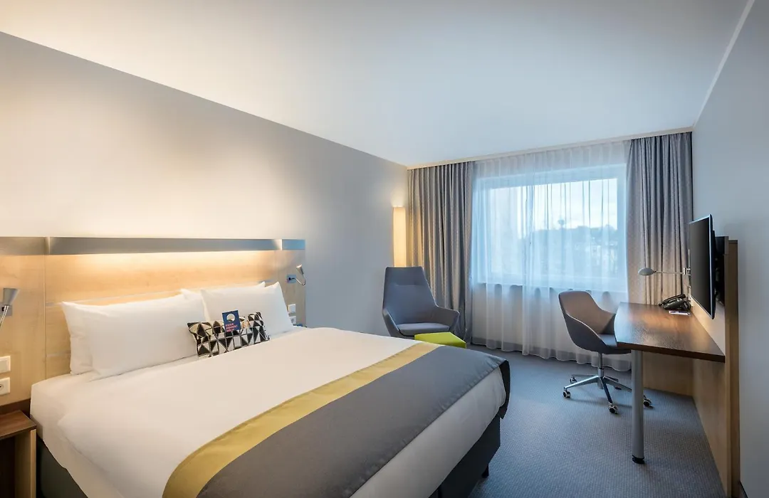 Holiday Inn Express Gütersloh, an IHG Hotel-1