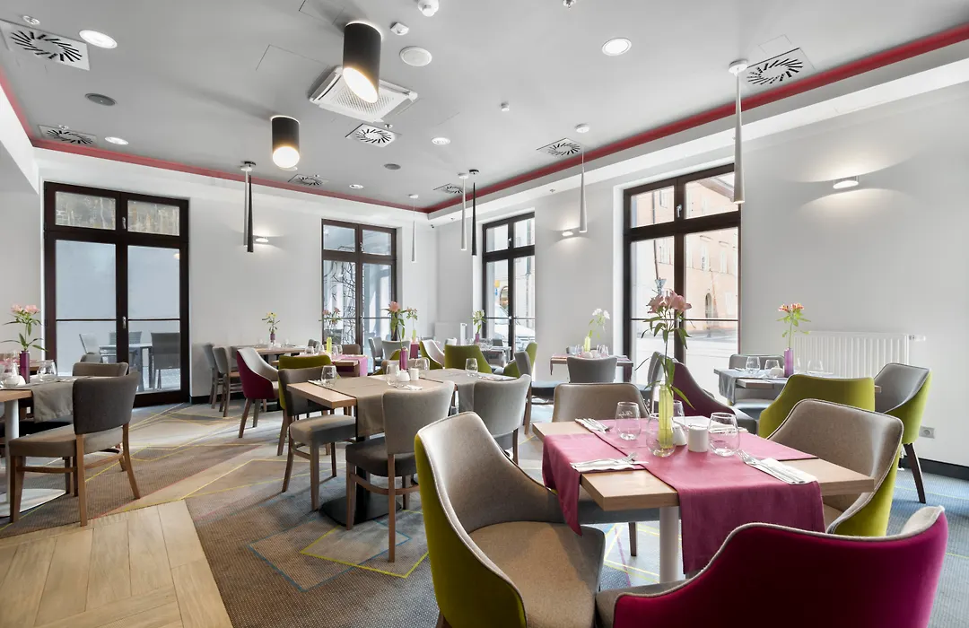 Golden Tulip Krakow Kazimierz-1