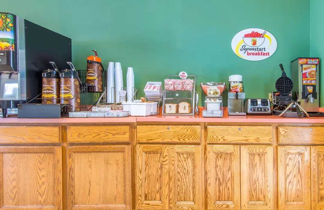 Super 8 By Wyndham Buena Vista-1
