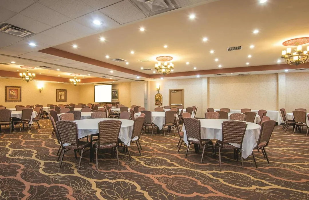 Mountain Valley Inn & Suites-1