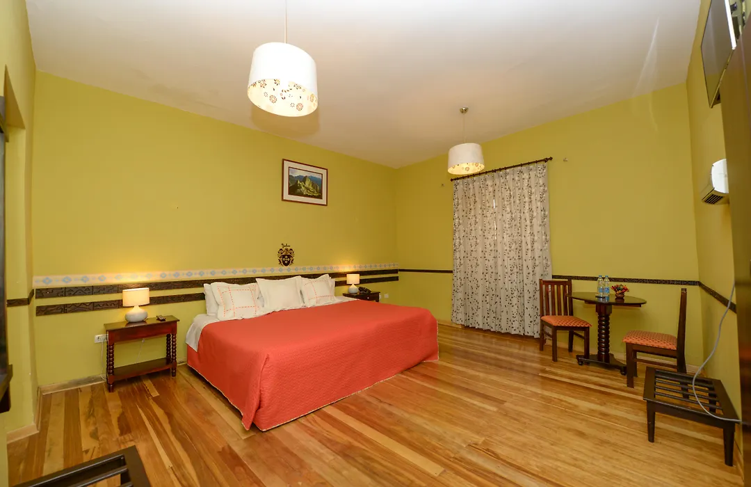 Yabar Hotel Plaza-1
