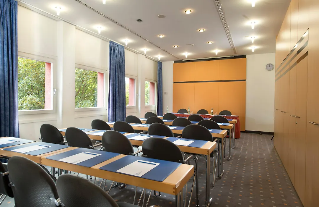 Tryp By Wyndham Halle-1