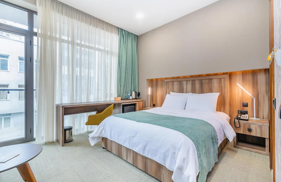 Best Western Tbilisi City Center-1