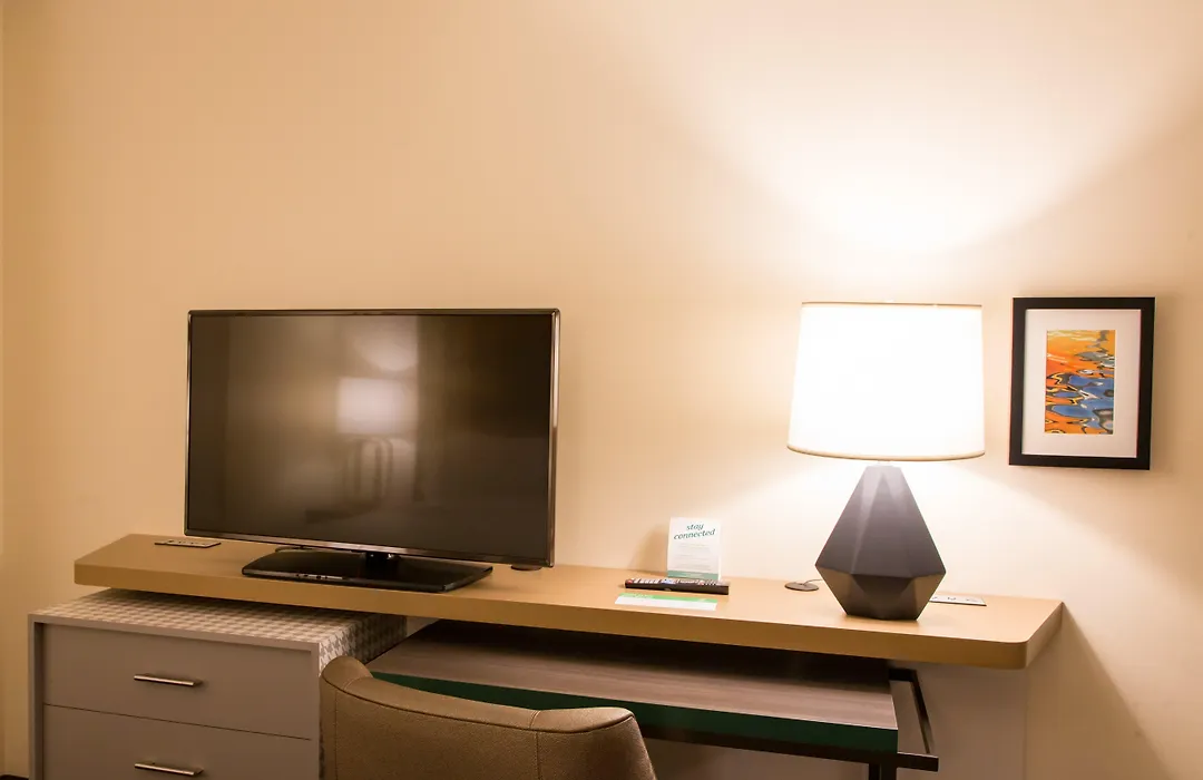 Holiday Inn Hotel & Suites - Mount Pleasant By Ihg-1