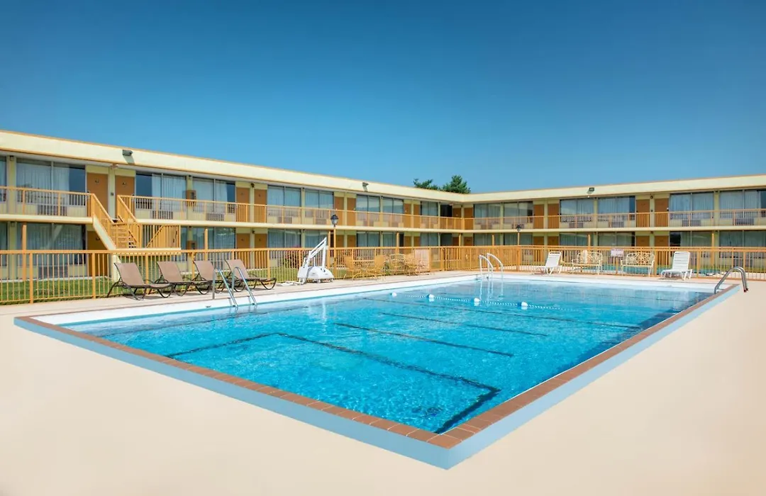 Days Inn By Wyndham Salem, Il-1