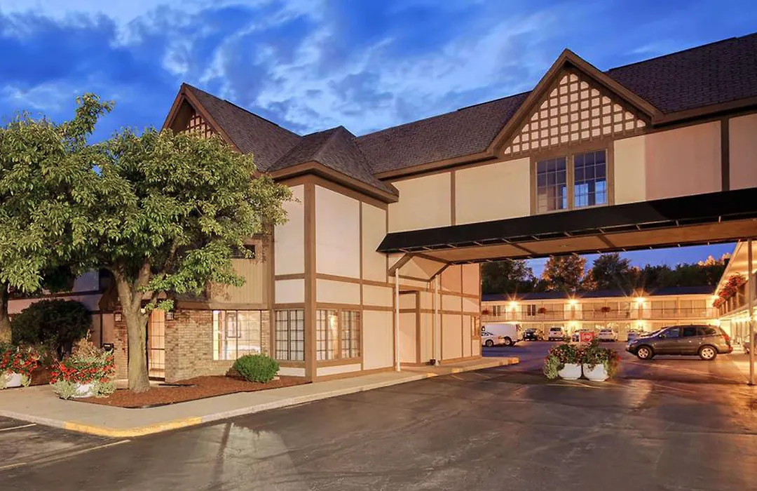 Days Inn By Wyndham Birch Run-1