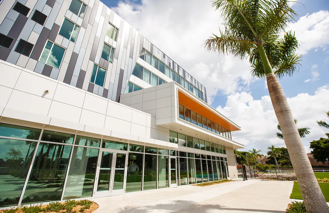 Legacy Hotel At Img Academy-1