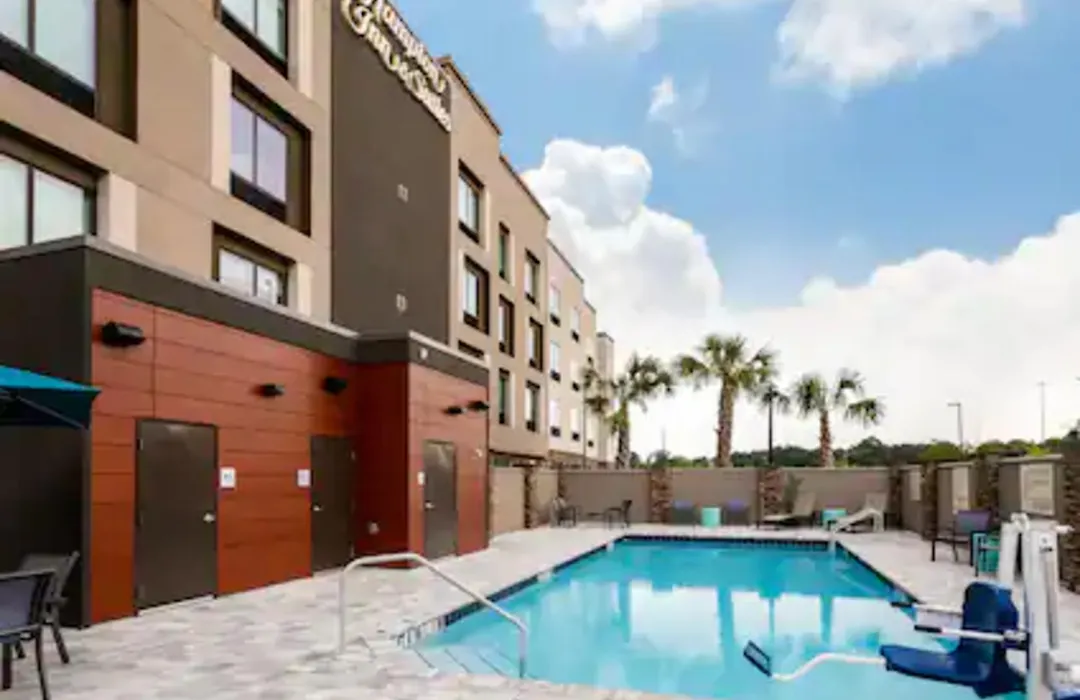 Hampton Inn & Suites Alachua I-75, Fl-1