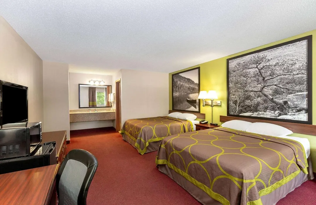 Super 8 By Wyndham Eureka Springs-1