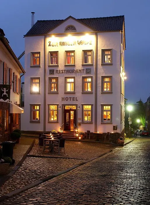 Zur Ewigen Lampe Romantisches Landhotel & Restaurant-1