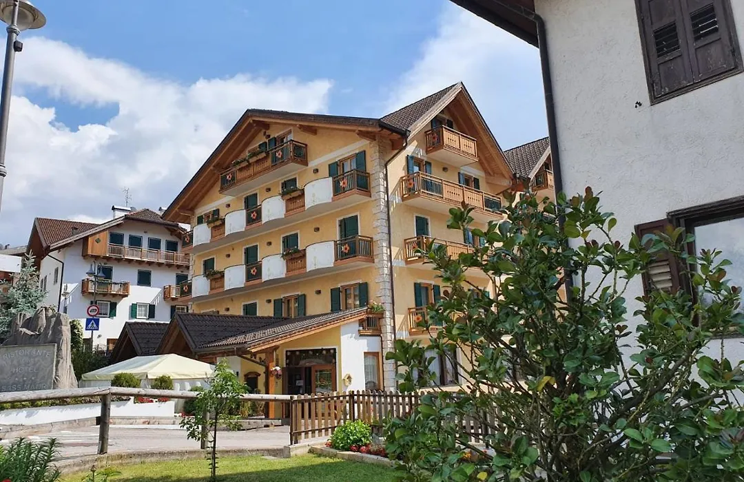 Hotel Sass Maor-1
