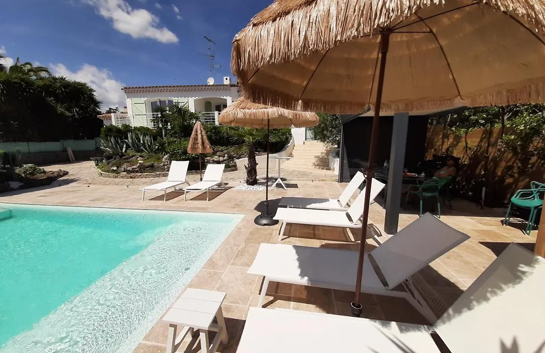 Villa Rasoa Chambre Libellule-1
