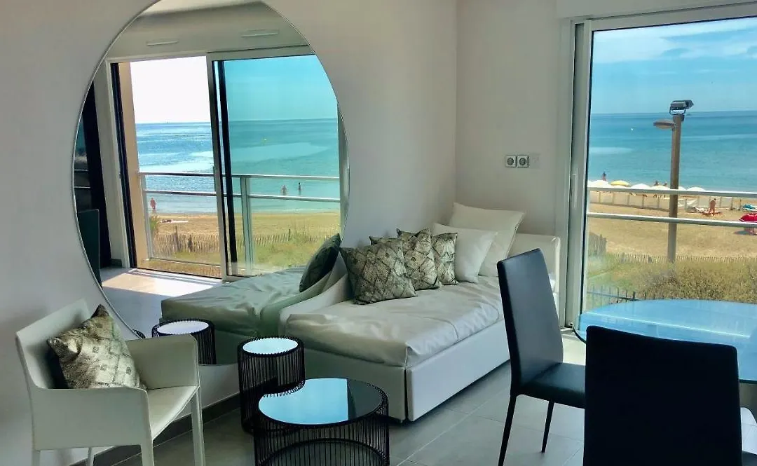 Le Nautilia Residence De Luxe "Reservee Aux Couples"-1