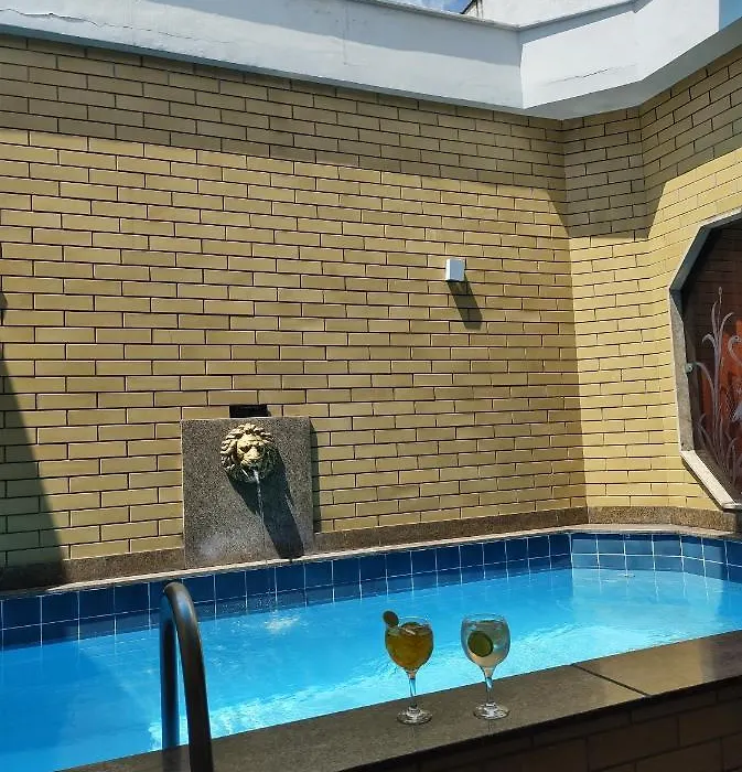 Champion Motel-1