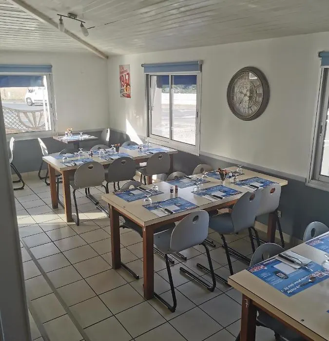 le relais de l aiguillon-1