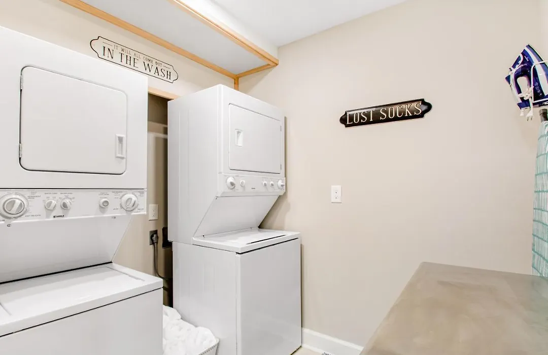 Port Angeles Water View Loft-1