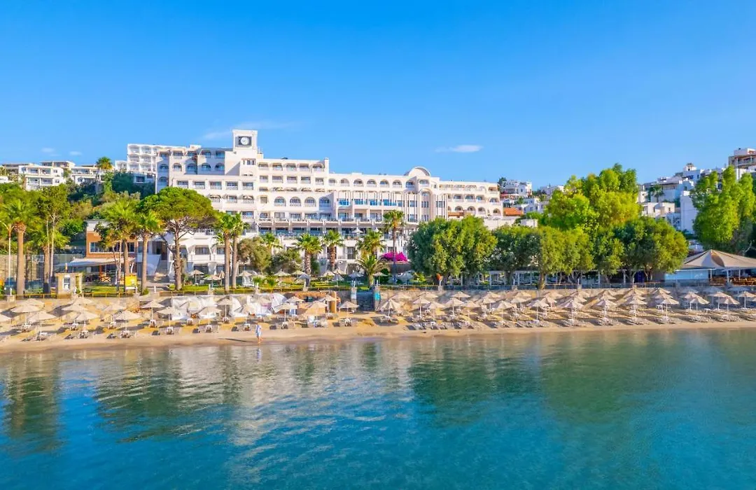 Azka Hotel-1
