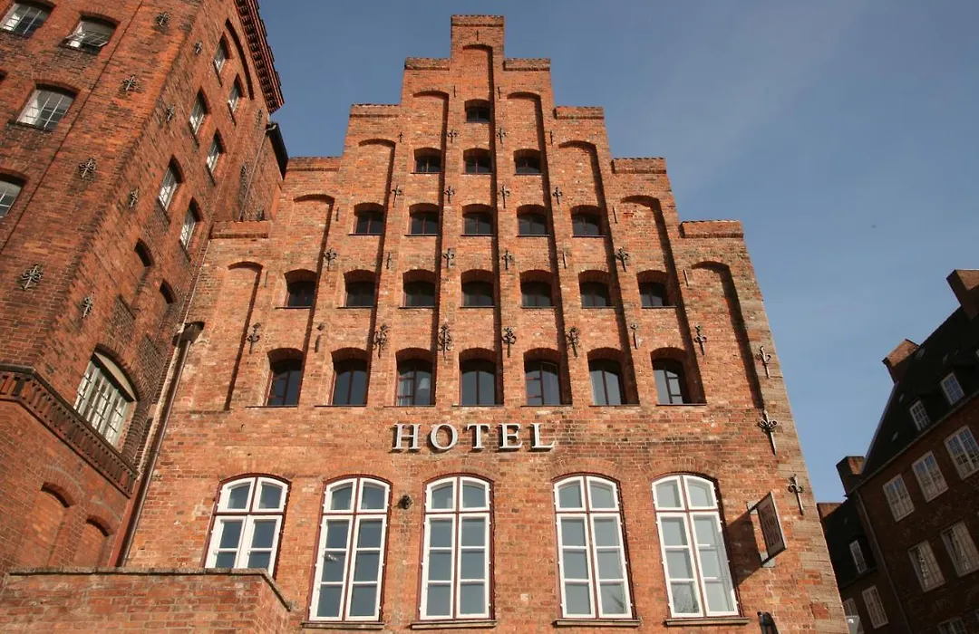 Hotel Anno 1216-1