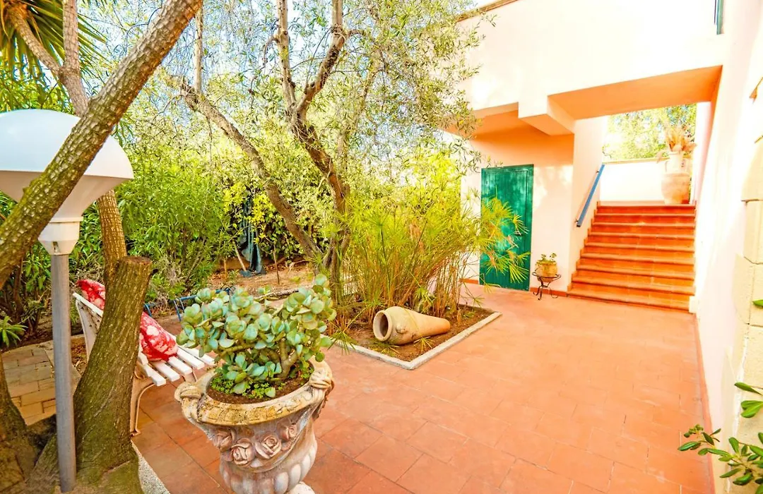 Villa Ulimare Family Residence-1