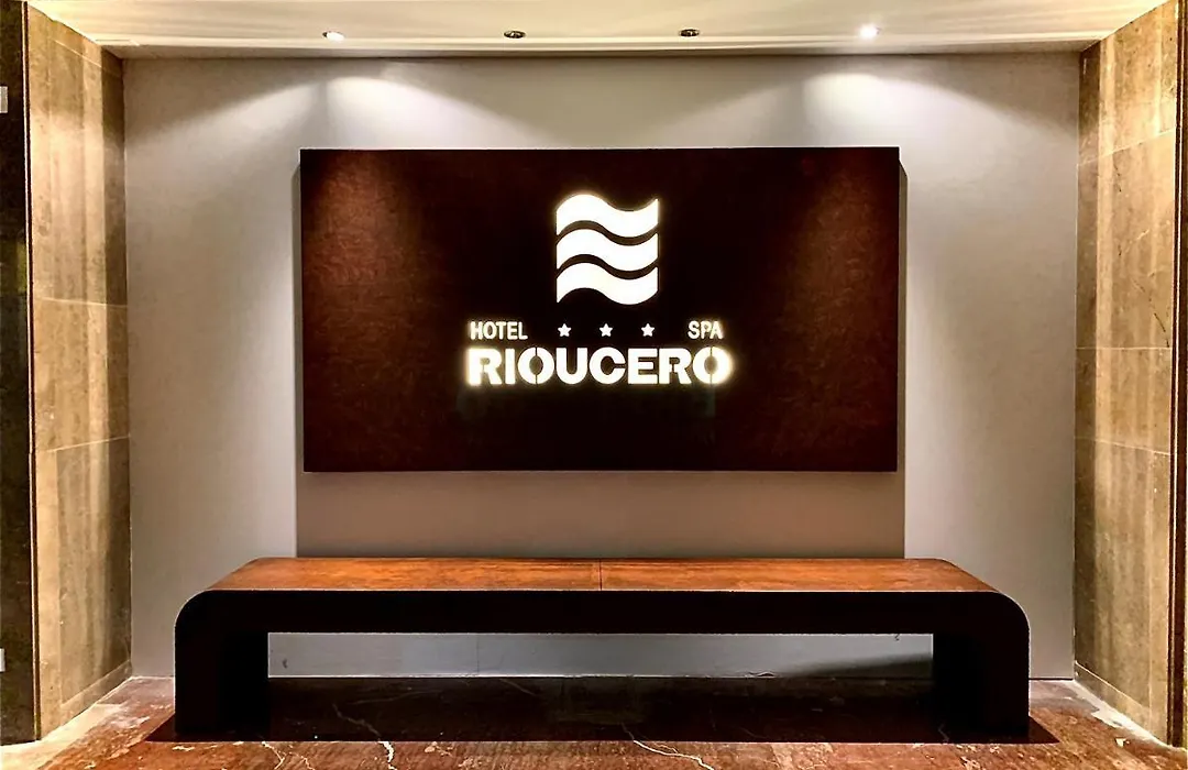 Hotel Spa Rio Ucero-1