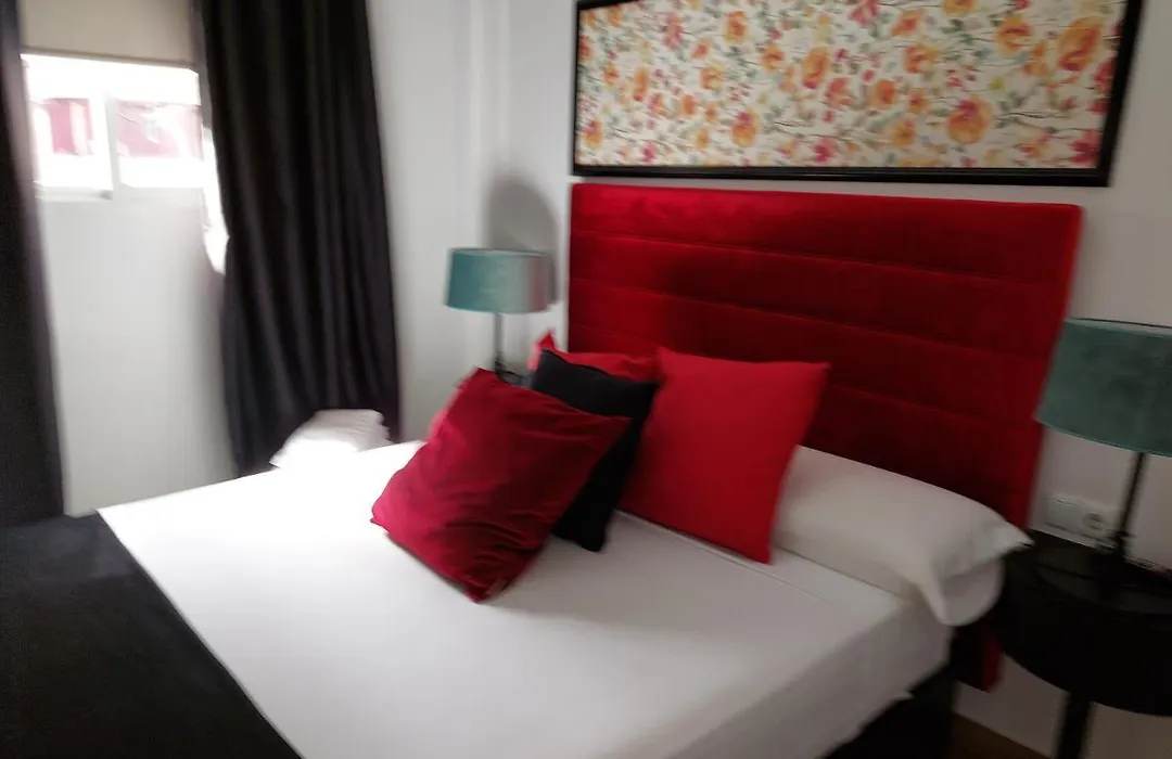 Apartamentos Rous - Solo adultos-1