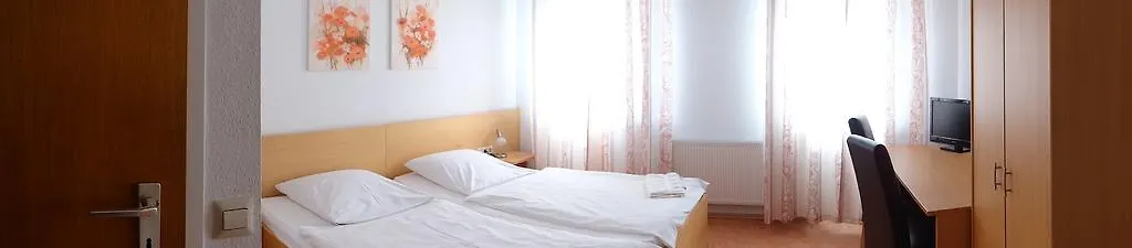 Hotel-Restaurant Zum Goldenen Hahnen-1