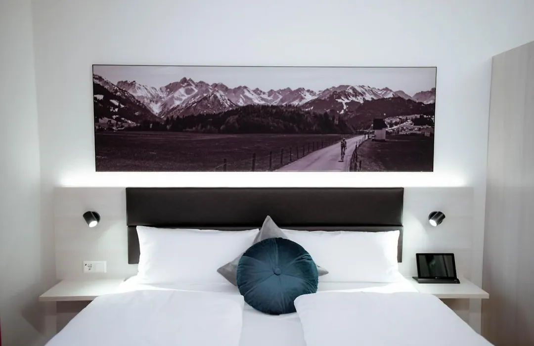 Reos Hotel Wangen-1