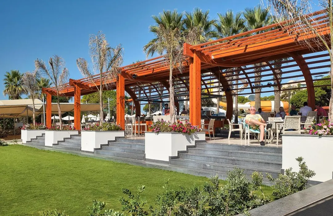 Cornelia De Luxe Resort-1