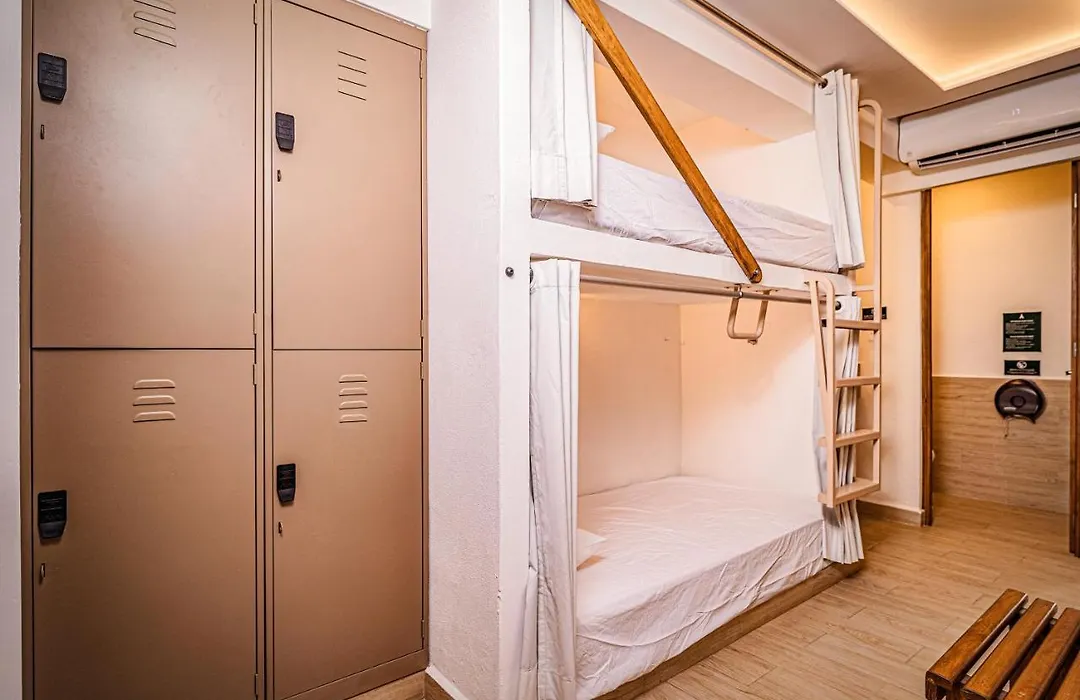 Nomads Party Hotel-1