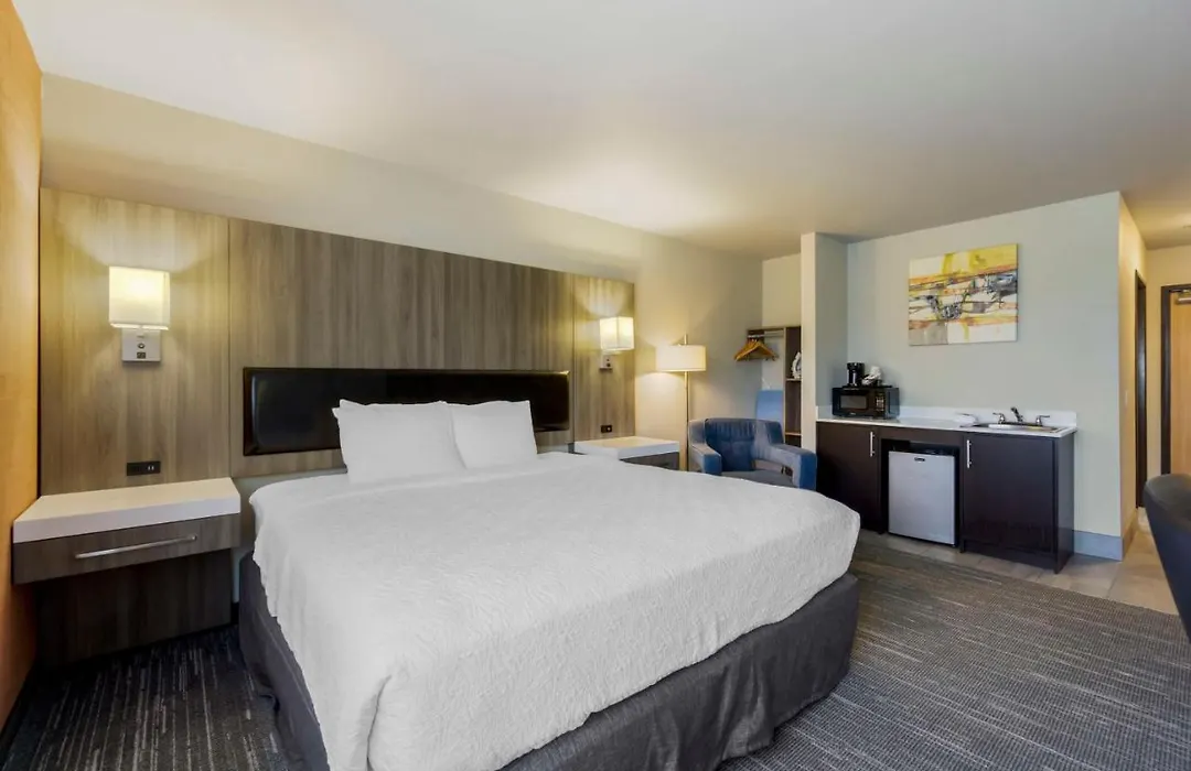 Best Western Plus Renton Inn-1