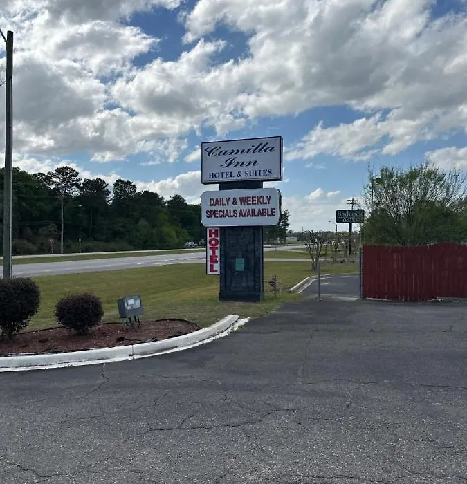 Camilla Inn & Suites-1