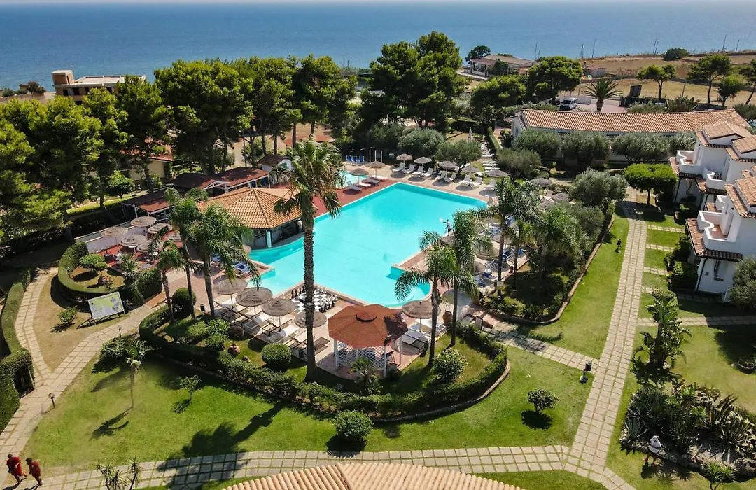 Villaggio Spiagge Rosse-1