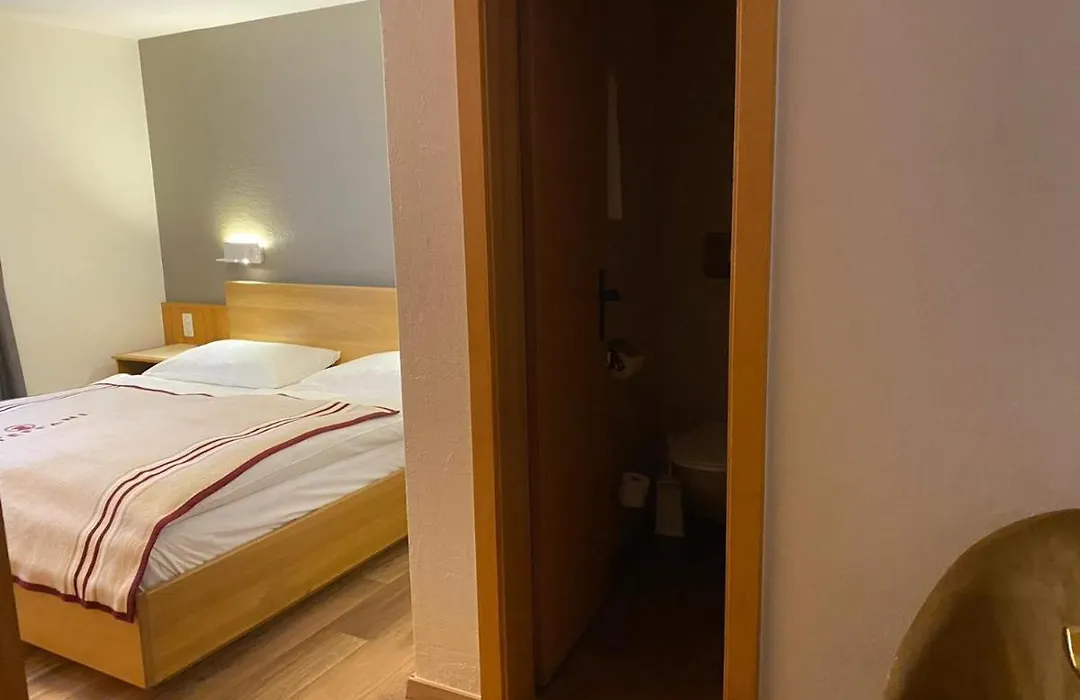 Petit Steffani Bed & Breakfast-1