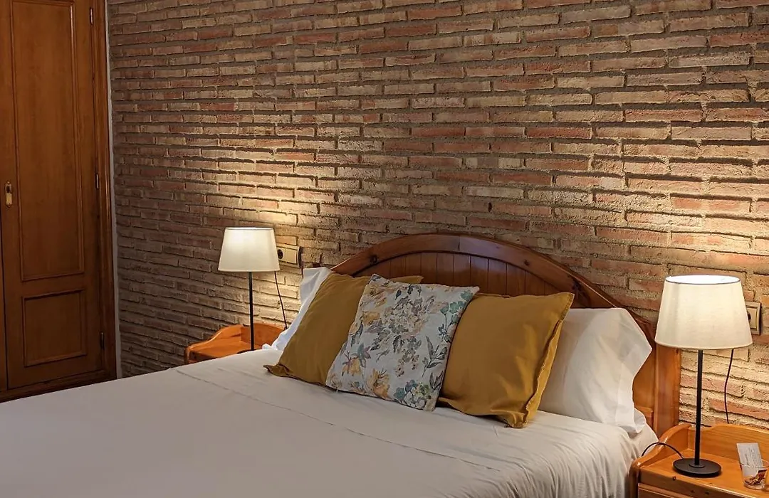 Hotel Moregón-1